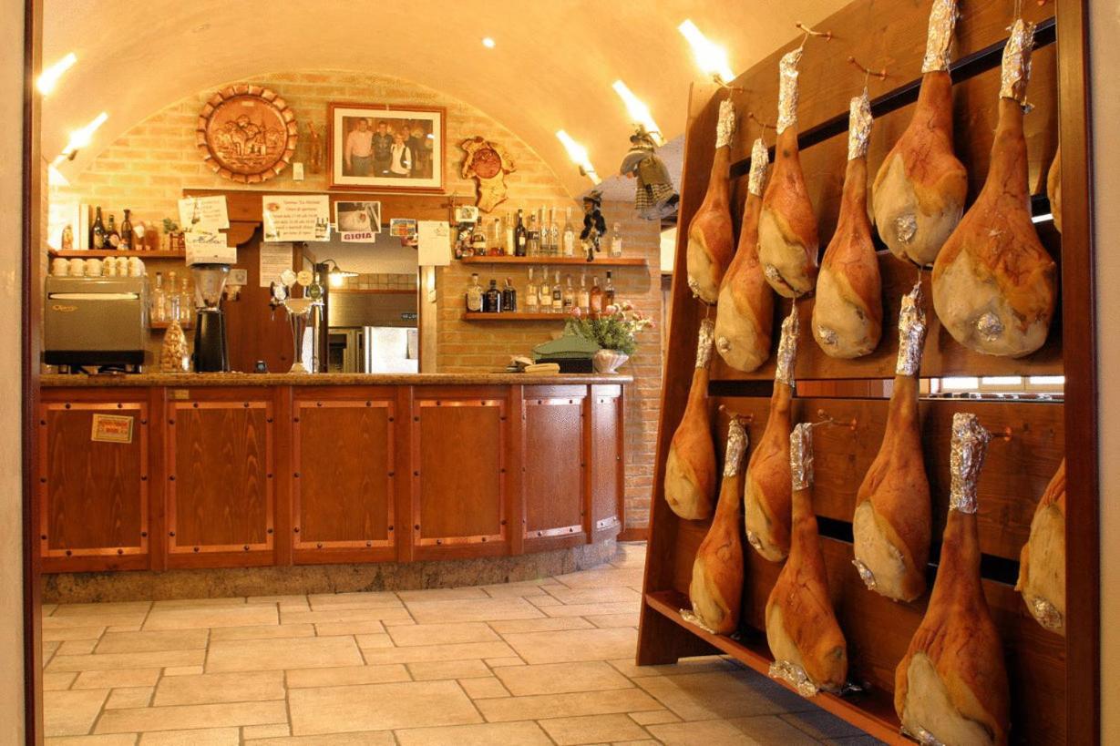 Hotel Willy Gemona del Friuli Εξωτερικό φωτογραφία